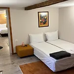 Villa деливерски *